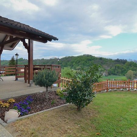 Flower House Подчетртек Экстерьер фото